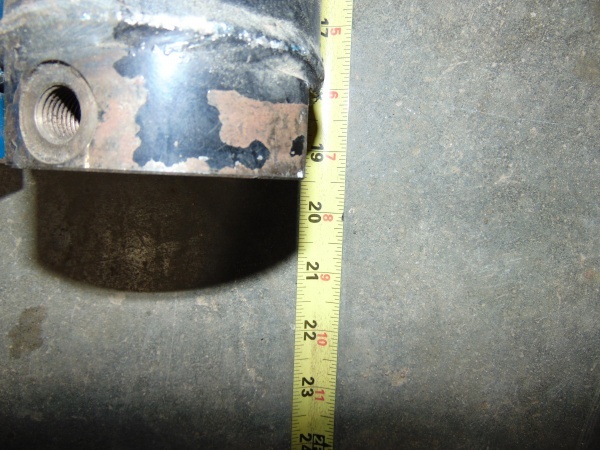 (2) Hydaulic Cylinders