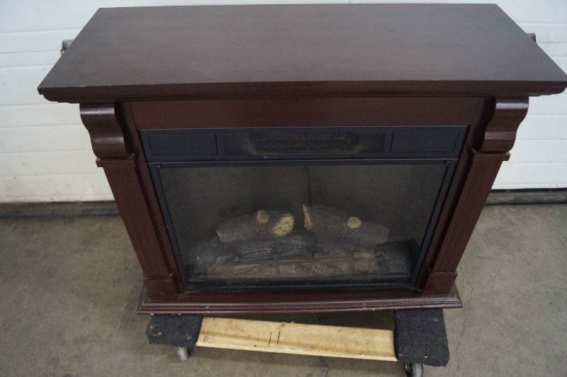 lot 8 image: Electric Fireplace