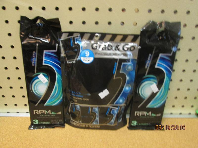 lot of 5 gum 3 ,15 stick packages...