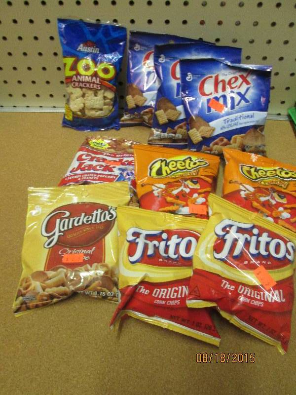 mixed lot of mini snacks fritos, a...