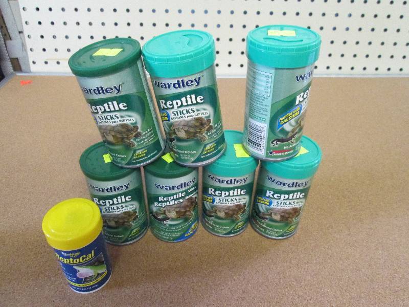 lot of 8, 7 wardley reptile sticks ...