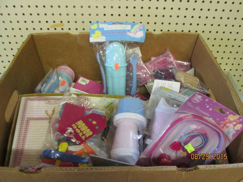 lot of baby supplies, beads and pri...