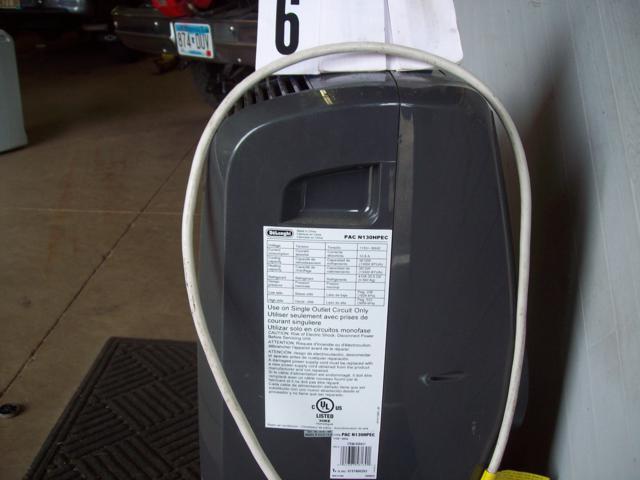 lot 6 image: DeLonghi Portable Air Conditioning Unit Dehumidifier Tested Works