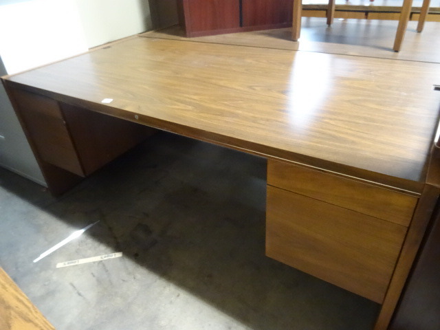 Office Desk