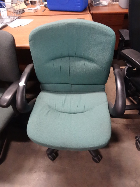 Office Chairs On Wheels