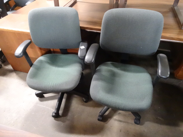 2 Matching Office Chairs On Wheels