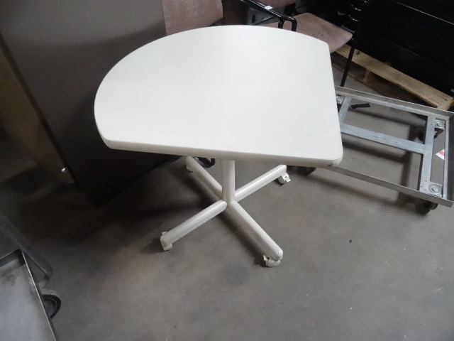 Tear Drop Table on Wheels 32 X 29