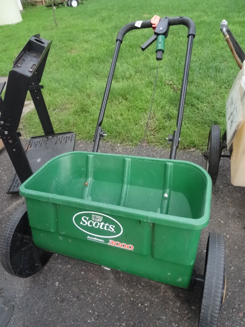 Drop Spreader