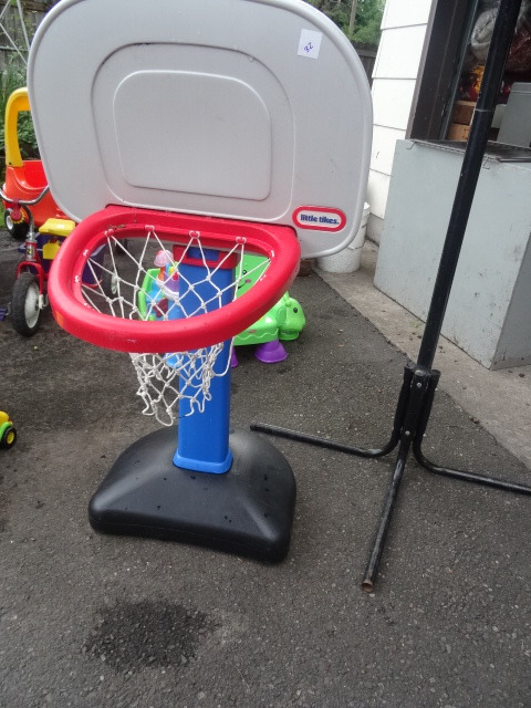 Kids Basketball Hoop