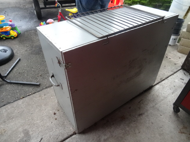 Chuck Wagon Box