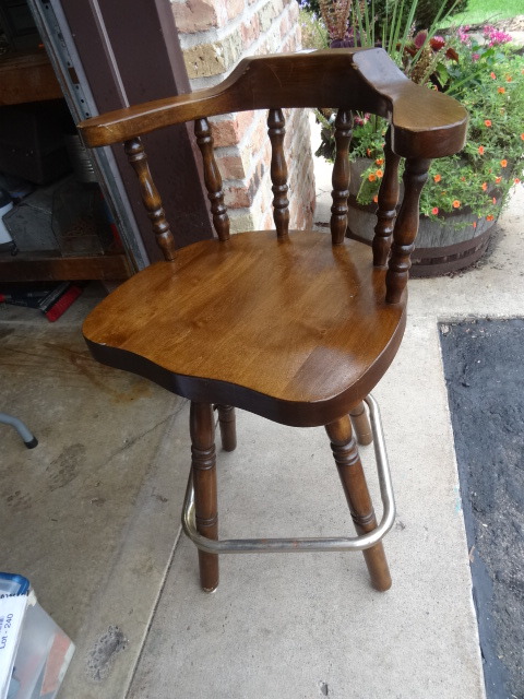 Swivel Bar Stool
