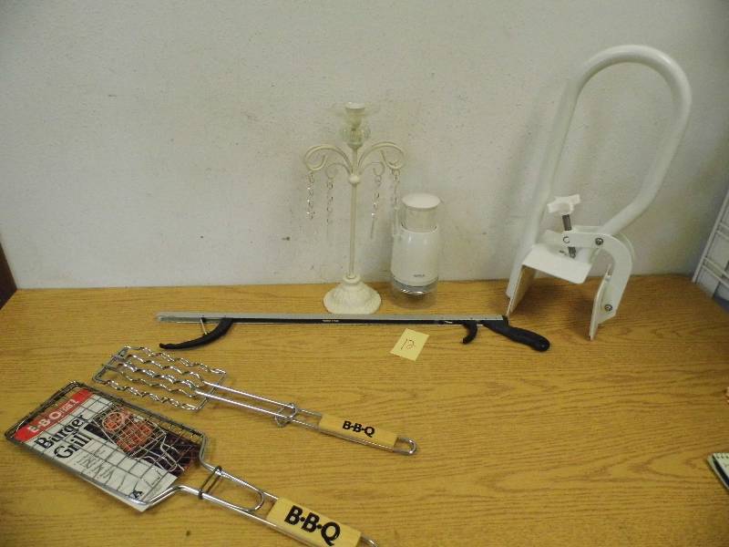 Tub Safety Handle & BBQ Items