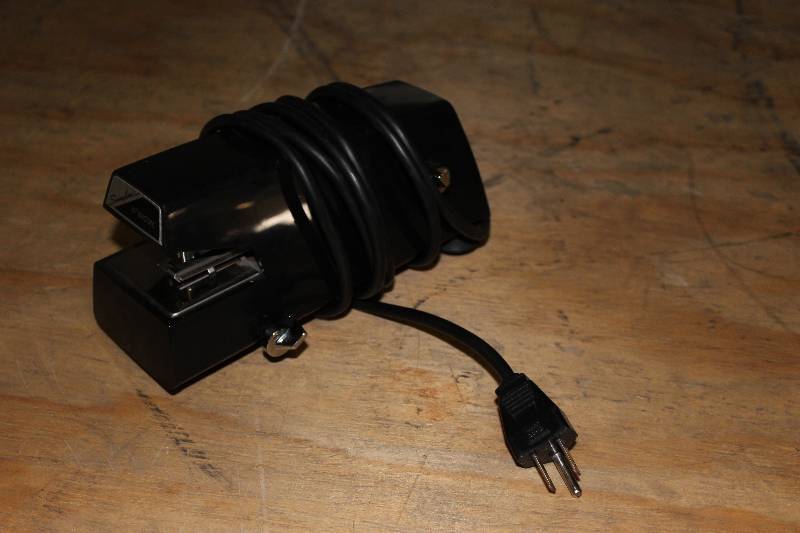 lot 16 image: Swingline Electric Stapler Model No. 67 NE710455 7A115V60Hz.