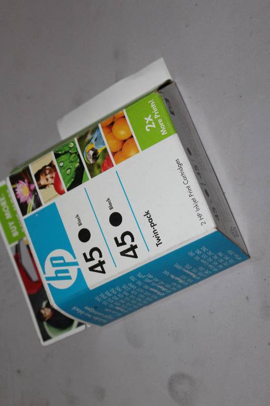 lot 60 image: HP inkjet Twin-Pack Print Cartridge #45 Black.