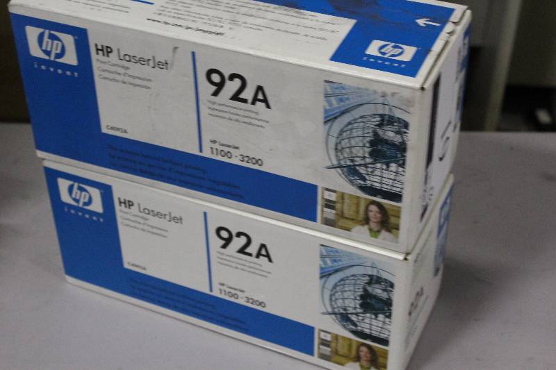 lot 61 image: Box Lot of (2) HP LaserJet Print Cartridge #92A HP Laserjet 1100-3200.