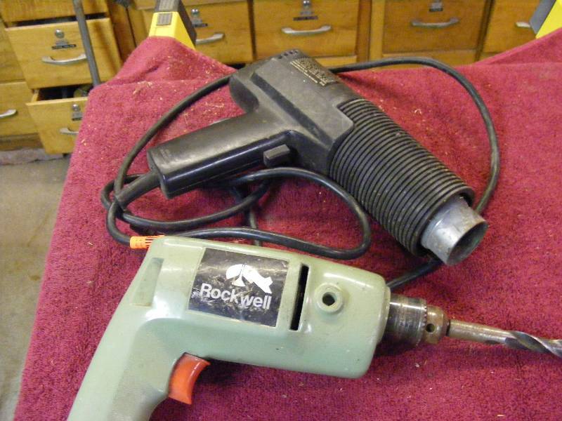 lot 12 image: Drill & Heat Gun