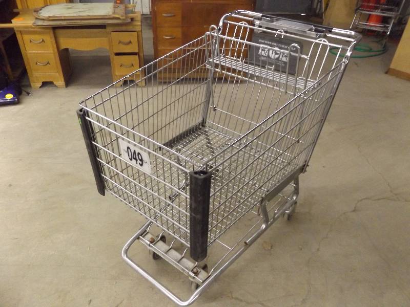 lot 119 image: Shopping Cart