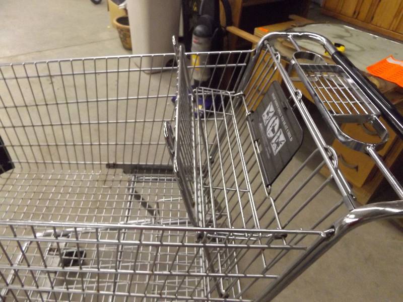 lot 125 image: Shopping Cart