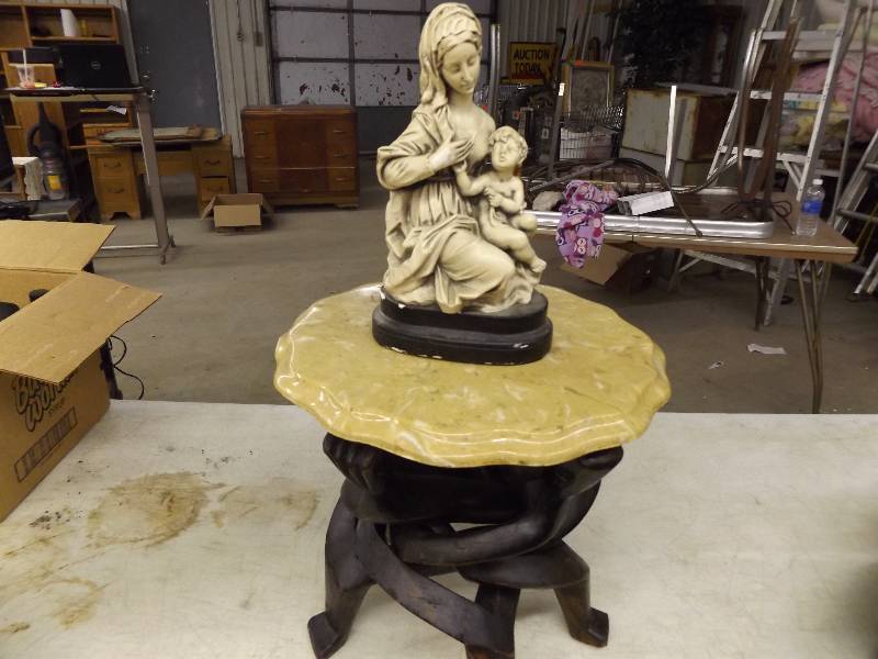 lot 148 image: Figurine on Unique Table
