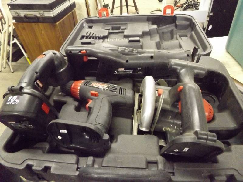 lot 157 image: Coleman Battery Operated Tools