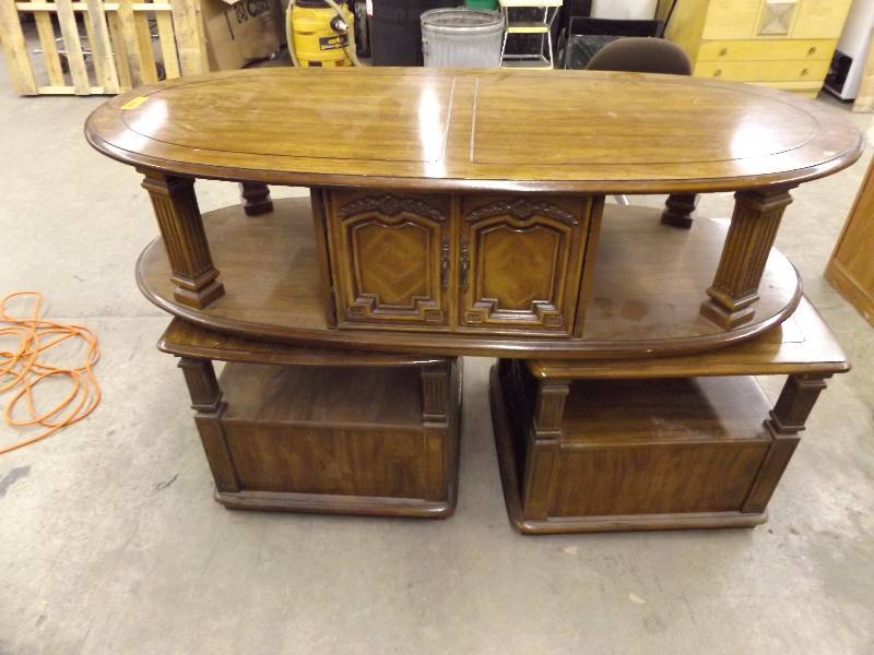 lot 163 image: Wooden End Tables and Coffee Table