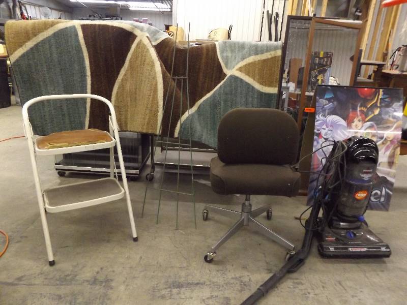 lot 296 image: 2 Long Mirrors, Blue and Brown Patterned  Rug, Pokemon Poster, 2 Step Seat, Rolling Desk Chair, Rolling Printer Stand