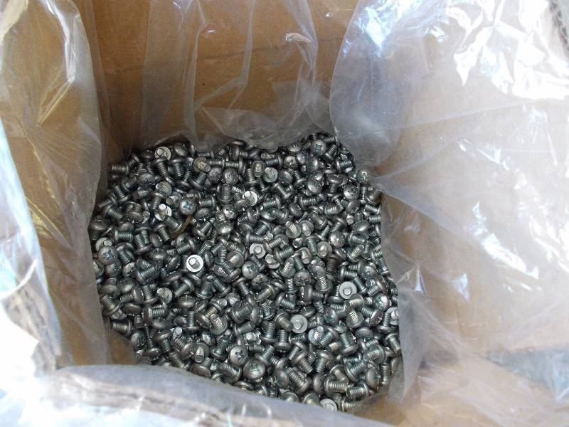 14-20 38 Phillips Head Bolts