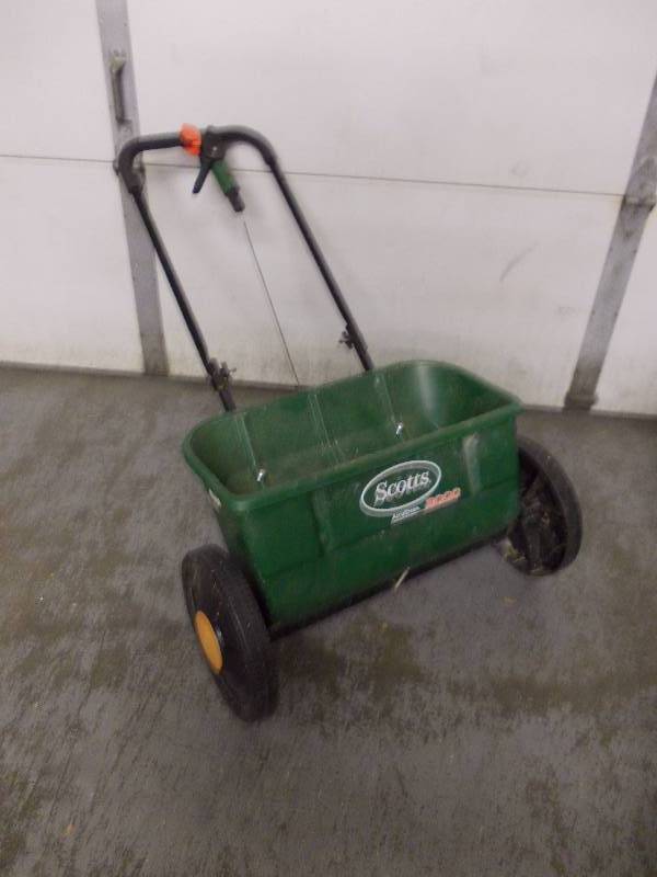Scotts Broadcast Spreader