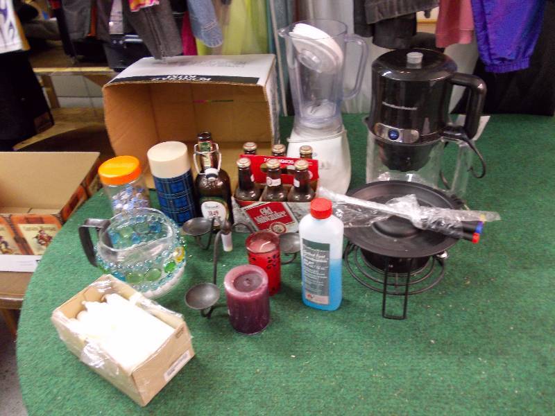 Blender, Tea Maker, Collectible Old Milwaukee Bottles, Candles, Buttons, Melter