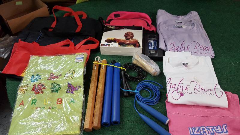 Tae Bo Exercise Set, Nunchucks, Jump Rope, Izatys T-shirts