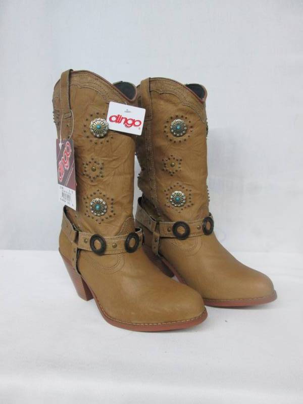 lot 66 image: Dingo Womens Turquoise Studded Fashion Boot