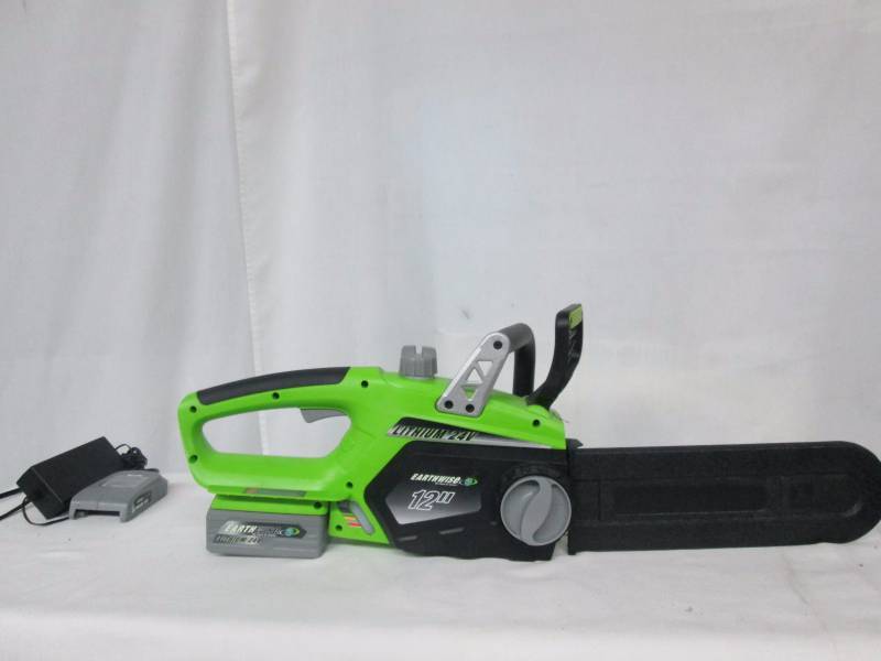 lot 45 image: Earthwise Cordless 24V Lithium-Ion Chainsaw