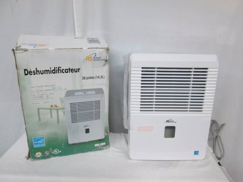 lot 14 image: Royal Sovereign 30-Pint Dehumidifier