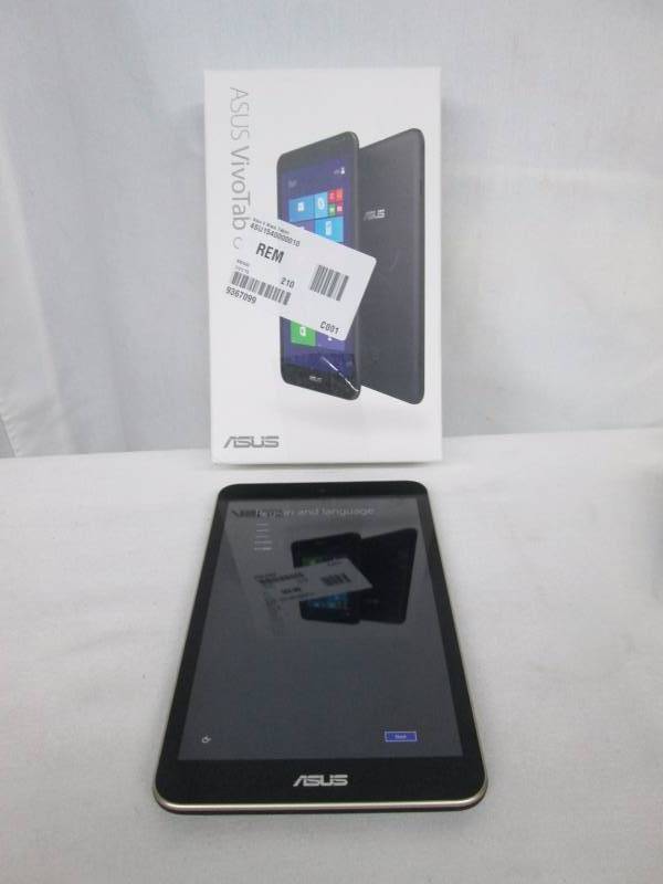 lot 10 image: Asus 8 32GB Windows 8.1 Tablet - Black