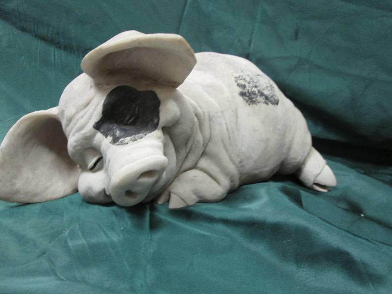 Home Dcor, Grey & Black Happy Pig...