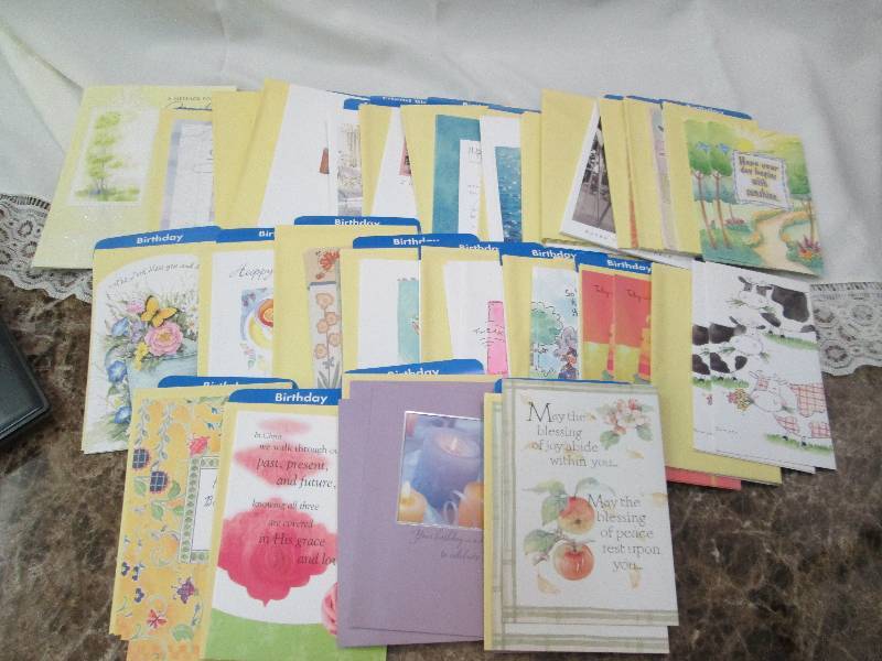 Assortment of Birthday card...