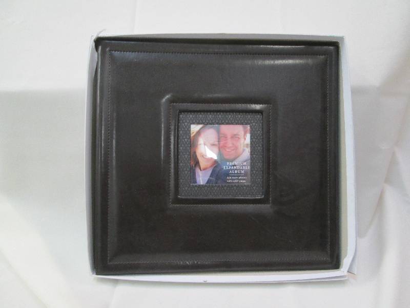 Stimulated leather Photo safe paper...