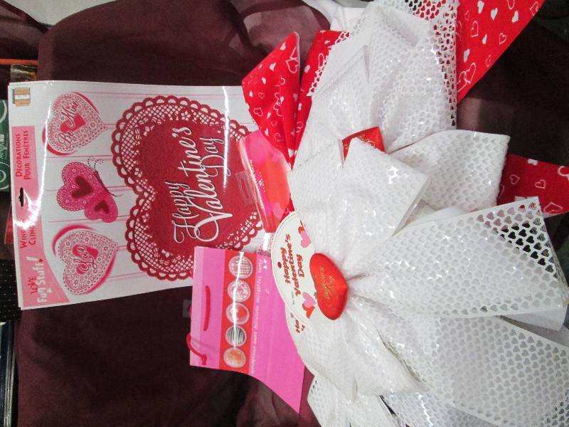 Window Clings, gift bag, and decora...