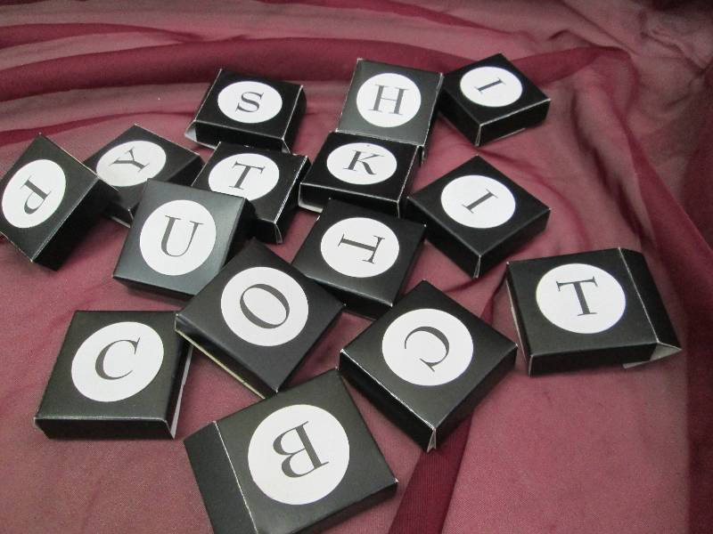 Decorative letters each pkg. includ...