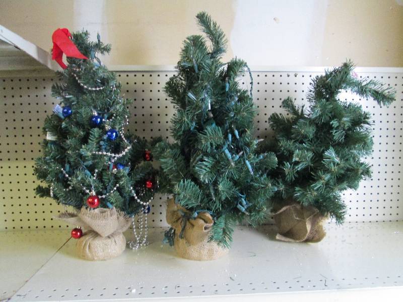 Qty 3 small Christmas trees...