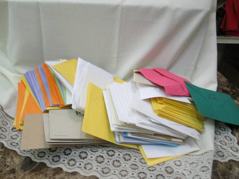 Assortment of envelope...