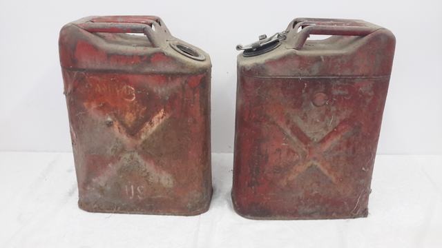 Fuel cans