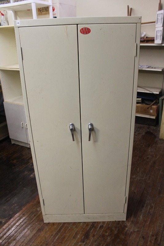 lot 104 image: Metal Shop Cabinet with Doors