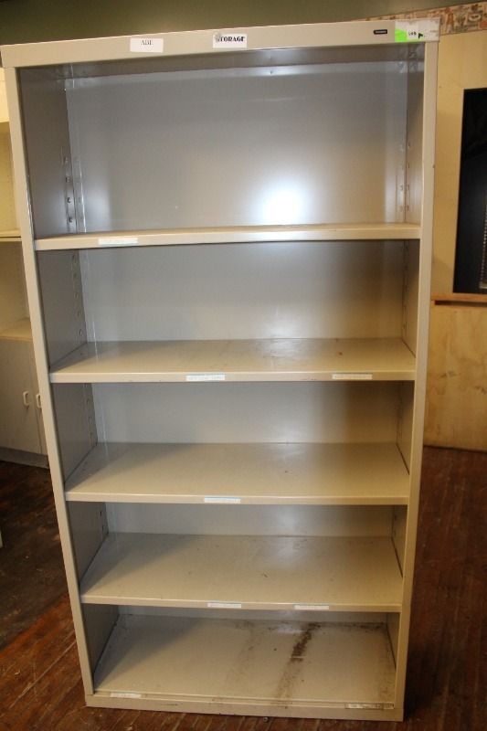 lot 103 image: Metal Shop Cabinet