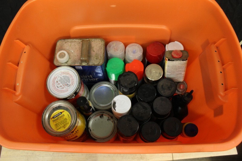 lot 125 image: Paint and Painting Supplies