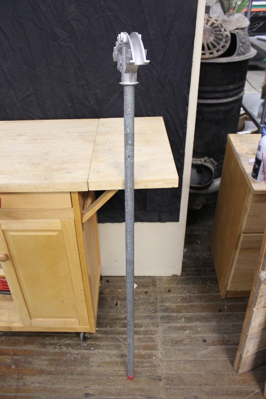 lot 148 image: 12 Pipe Bender