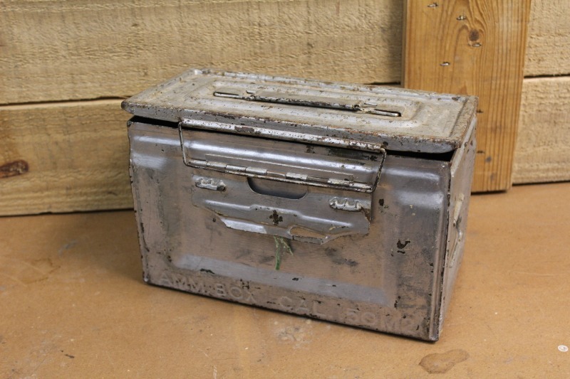 lot 164 image: Ammo Box