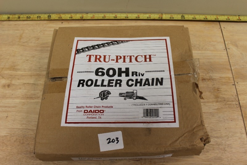 lot 203 image: 10 Roller Chain, 160 Pitches, NEW