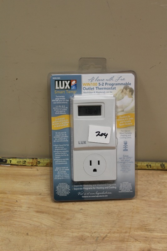 lot 204 image: Programmable Outlet Thermostat