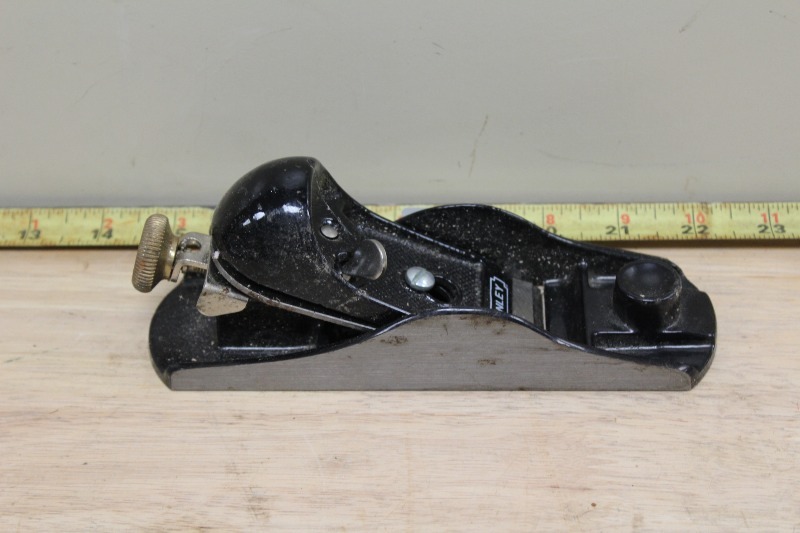 lot 226 image: Wood Plane